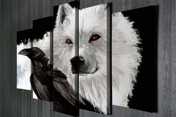 Stort lerretsbilde i 5 deler 105x70 cm - Ulv med røde øyne og en svart kråke i kontrastfarger - Hvit / Svart / Rød - Interiør - Maleri & posters - Lerretsbilder
