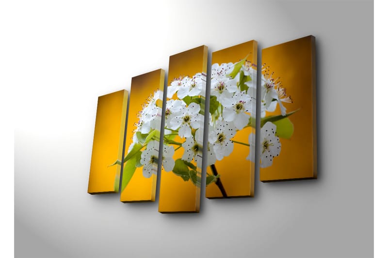 Stort lerretsbilde i 5 deler 105x70 cm - Vakker bukett med hvite blomster mot en varm gul bakgrunn - Hvit / Gul - Interiør - Maleri & posters - Lerretsbilder