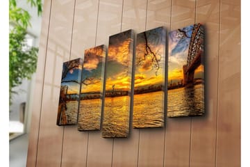 Stort lerretsbilde i 5 deler 105x70 cm - Vakker solnedgang over en bro med refleksjoner i vannet - Gull / Oransje / Blå - Interiør - Maleri & posters - Lerretsbilder