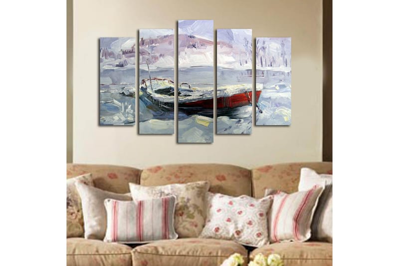 Stort lerretsbilde i 5 deler 105x70 cm - Vinterlandskap med båt i snø og is - Lyseblå / Hvit / Rød - Interiør - Maleri & posters - Lerretsbilder