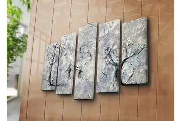 Stort lerretsbilde i 5 deler 105x70 cm - Vinterlandskap med snødekte trær - Hvit / Grå / Svart - Interiør - Maleri & posters - Lerretsbilder