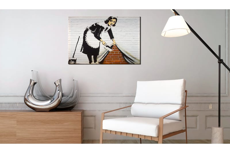 Tavla Maid in London by Banksy 120x80 VALUE_MISSING_1 - Interiør - Maleri & posters - Lerretsbilder