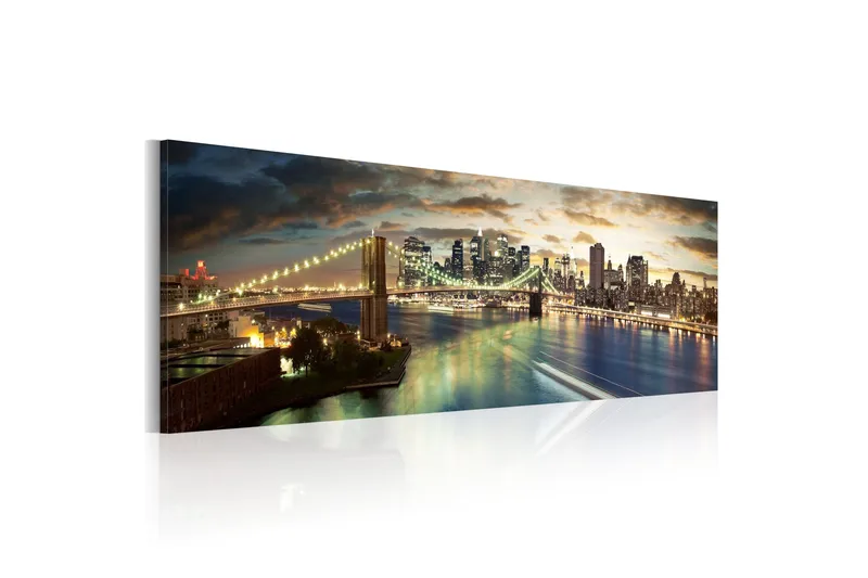 Tavla The East River At Night 135x45 cm