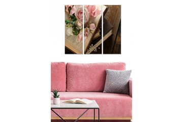 Trelerretsbilde 3-delt 50x70 cm - Bukett med rosa roser og bøker - Rosa / Grønn / Beige - Interiør - Maleri & posters - Lerretsbilder