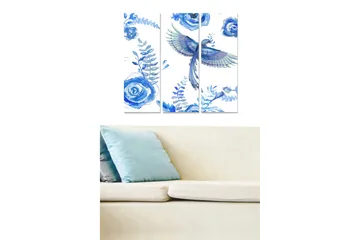 Trelerretsbilde 3-delt 50x70 cm - Fargerik fugl omgitt av blå roser og plantedetaljer - Blå / Lys blå - Interiør - Maleri & posters - Lerretsbilder