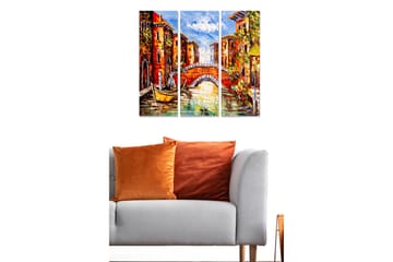 Trelerretsbilde 3-delt 50x70 cm - Fargerik kanal med bygninger og en båt - Rød / Grønn / Blå - Interiør - Maleri & posters - Lerretsbilder