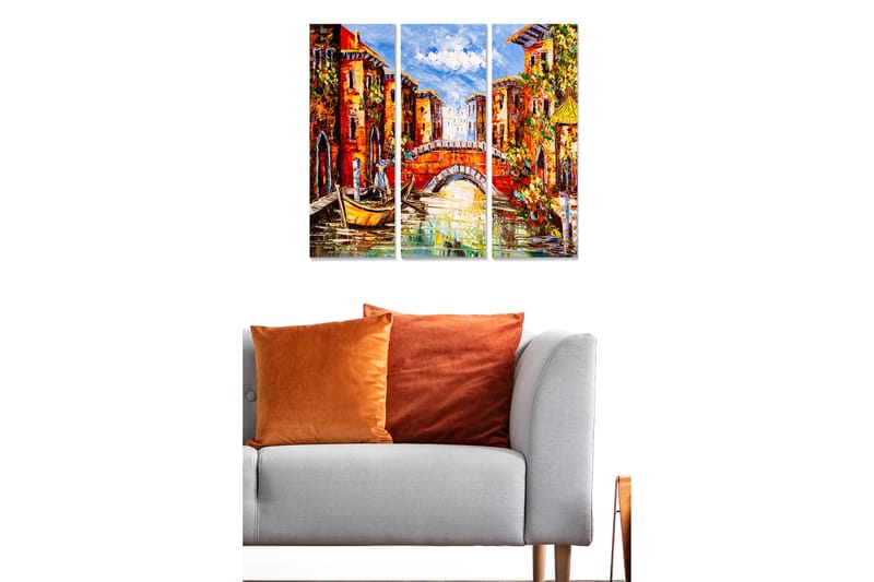 Trelerretsbilde 3-delt 50x70 cm - Fargerik kanal med bygninger og en båt, Rød / Grønn / Blå