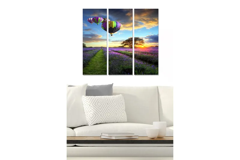 Trelerretsbilde 3-delt 50x70 cm - Fargerike varmluftsballonger over et lavendelfelt ved solnedgang, Lilla / Grønn / Oransje