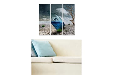 Trelerretsbilde 3-delt 50x70 cm - Flaske med delfin i et surrealistisk ørkenlandskap - Blå / Grå / Brun - Interiør - Maleri & posters - Lerretsbilder