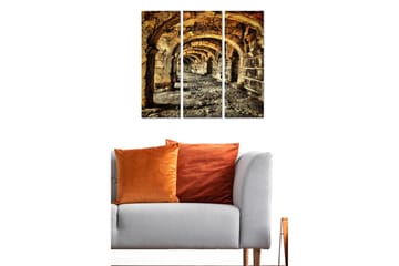 Trelerretsbilde 3-delt 50x70 cm - Gamle buer i en steinete korridor - Gull / Grå / Brun - Interiør - Maleri & posters - Lerretsbilder
