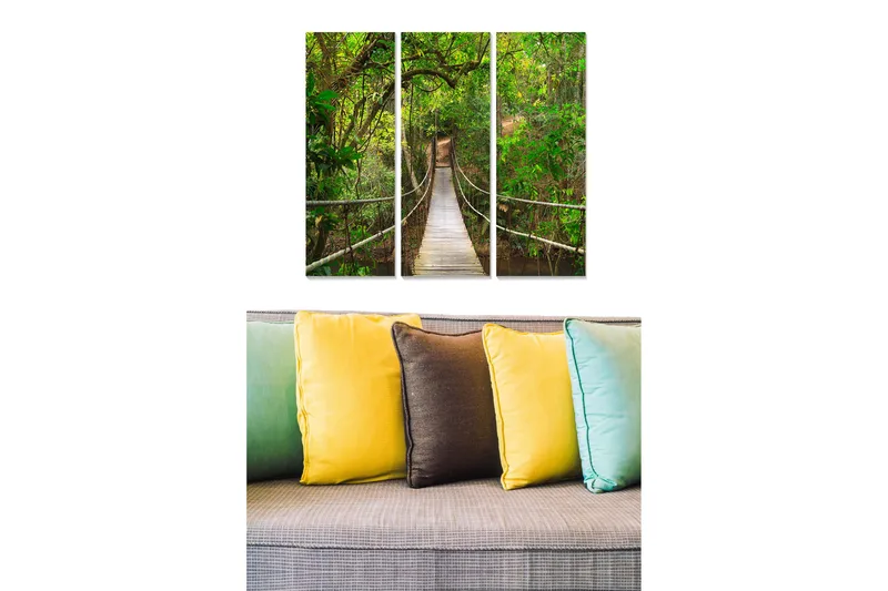 Trelerretsbilde 3-delt 50x70 cm - Hengebro som strekker seg gjennom en frodig skog, Grønn / Brun / Beige