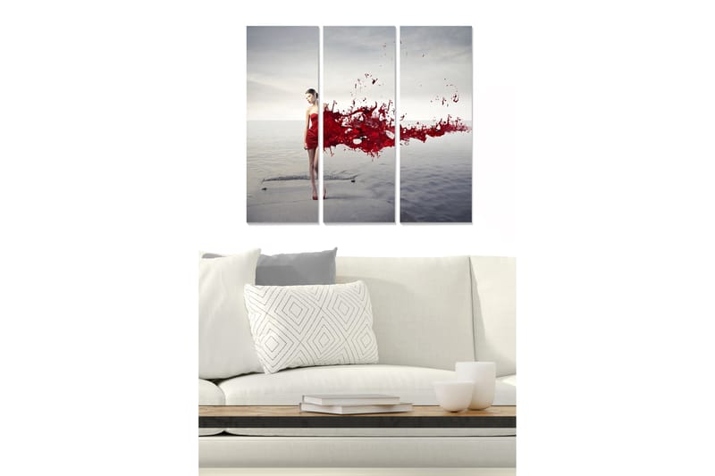 Trelerretsbilde 3-delt 50x70 cm - Kvinne i rød kjole står ved vannet med fargeeksplosjon av rød væske, Rød / Grå / Beige