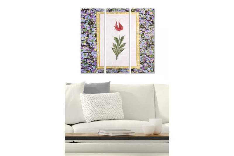 Trelerretsbilde 3-delt 50x70 cm - Rød tulipan omgitt av lilla blomster, Rød / Lilla / Grønn