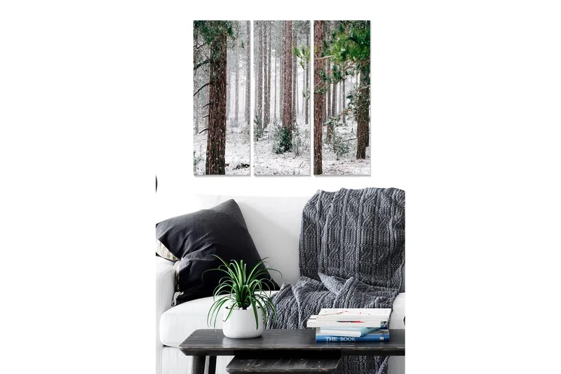 Trelerretsbilde 3-delt 50x70 cm - Snødekt skog med høye trær, Grønn / Brun / Hvit