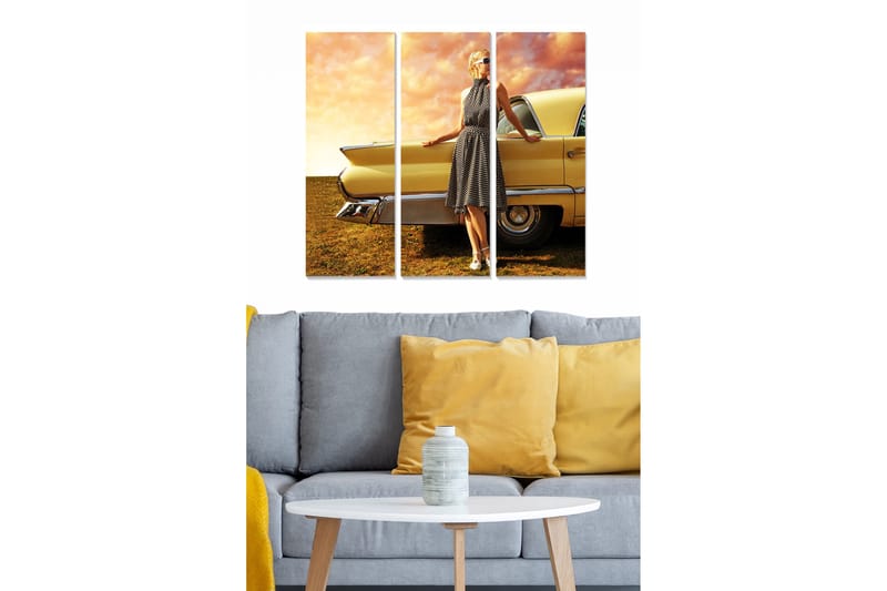 Trelerretsbilde 3-delt 50x70 cm - Vintage kvinne ved en klassisk bil, Gul / Beige / Brun