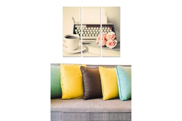 Trelerretsbilde 3-delt 50x70 cm - Vintage skrivemaskin med kaffekopp og roser - Rosa / Hvit / Grå - Interiør - Maleri & posters - Lerretsbilder