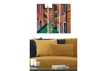 Trelerretsbilde i tre, 3 deler, 50x70 cm - Vakker kanal omgitt av fargerike hus i en italiensk by - Rød / Grønn / Oransje - Interiør - Maleri & posters - Lerretsbilder