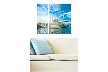 Trelerretsbilde i tre, 3-delt, 50x70 cm - Vakker utsikt over en moské ved vannet med en bro i bakgrunnen - Blå / Hvit / Grå - Interiør - Maleri & posters - Lerretsbilder