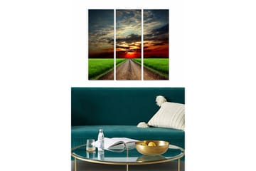 Trelerretsbilde i tre, 3-delt, 50x70 cm - Vakkert landskapsbilde med en vei som fører mot en solnedgang over åkre - Grønn / Rød / Blå - Interiør - Maleri & posters - Lerretsbilder
