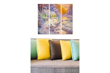 Trelerretsbilde i tre, 3-delt, 50x70 cm - Vinterlandskap med hytte omgitt av snø og trær - Hvit / Grønn / Blå - Interiør - Maleri & posters - Lerretsbilder