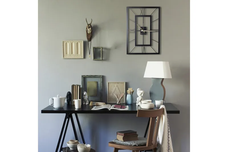 Dekorativ Metallveggklokke - Svart - Interiør - Veggdekorasjon - Klokker