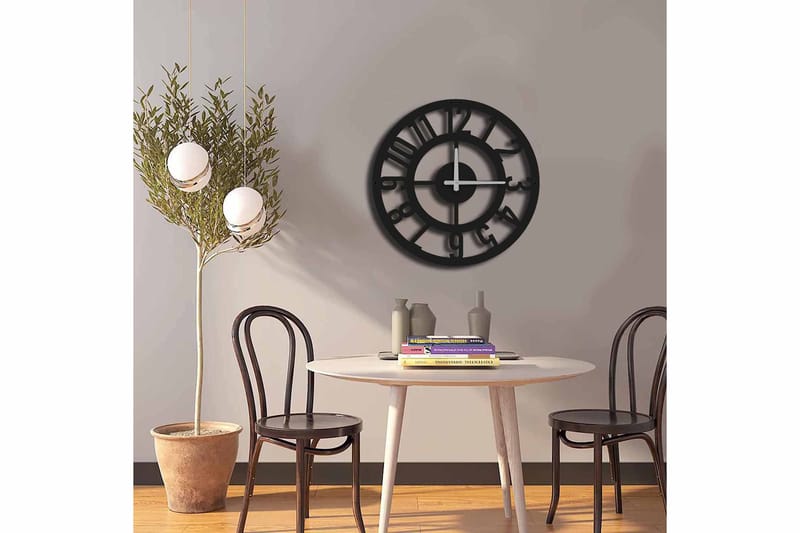 Shentala Veggklokke 49x49 cm - Metall/Svart - Interiør - Veggdekorasjon - Klokker