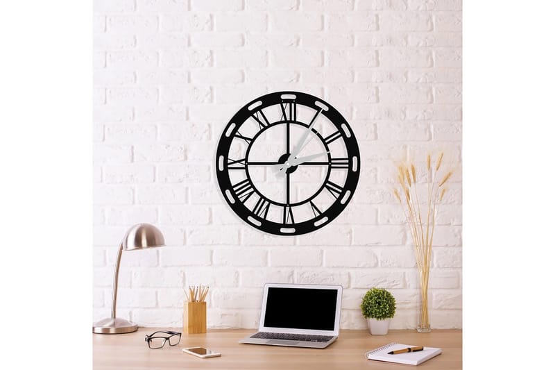Veggklokke Igarka 48x50 cm - Metall/Svart - Interiør - Veggdekorasjon - Klokker