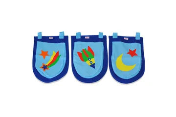 Halvhøy seng med stige og matchende tekstilsett (lekgardin, tunnel og oppbevaringslommer) Scott Astro - Astro - Møbler - Barnemøbler - Barneseng & Juniorseng - Loftseng