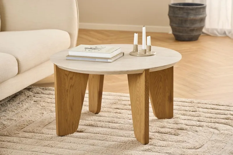 Alkha Rundt Sofabord 80 cm i Stein med Tre Ben - Beige - Møbler - Bord - Sofabord & salongbord
