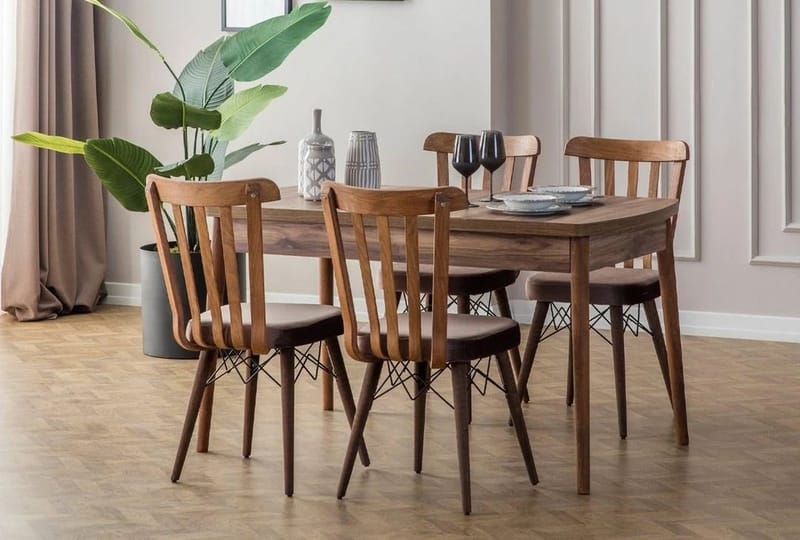 Alvryn spisegruppe bord 130 cm + 4 stoler - Brun - Møbler - Bord - Spisegruppe
