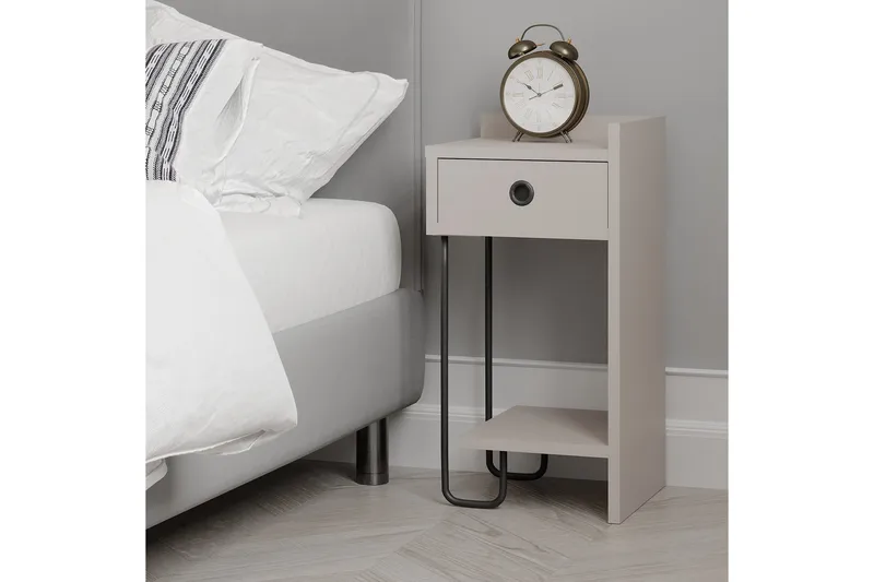 Sirius Nattbord 32x30 cm Lysbrun - Hanah Home - Møbler - Bord - Avlastningsbord & sidobord - Sengebord & nattbord