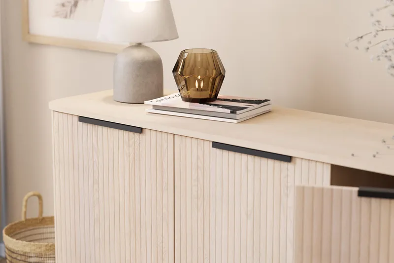 Kopparbo Avlastningsbord - Lyst hvitlasert eiketre - Oppbevaring - Oppbevaringsmøbler - Sideboard & skjenk