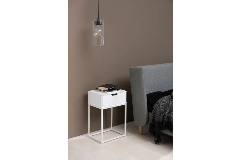 Azelia Nattbord 30 cm - Hvit - Møbler - Bord - Avlastningsbord & sidobord - Sengebord & nattbord