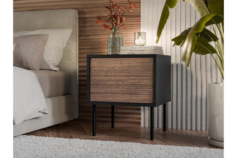 Belonger Nattbord 45 cm - Svart/Valnøtt - Møbler - Bord - Avlastningsbord & sidobord - Sengebord & nattbord