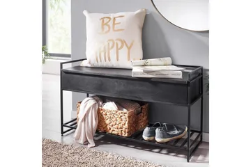 Benke Wohnling industrielt utseende med stor lagringsplass i massivt tre og åpen skohylle Svart - Svart - Møbler - Bord - Avlastningsbord & sidobord - Lampebord & sidebord