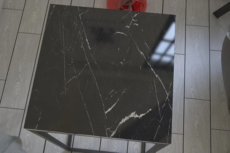 Falan Avlastningsbord 35 cm - Svart/Hvit - Møbler - Bord - Avlastningsbord & sidobord - Brettbord og småbord