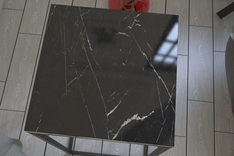 Falan Avlastningsbord 35 cm - Svart/Hvit - Møbler - Bord - Avlastningsbord & sidobord - Brettbord og småbord