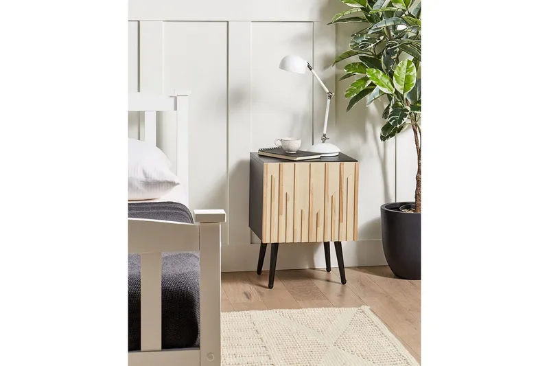 Dalcross Nattbord 40 cm i Tre med Eikeutseende og Oppbevaring - Brun|Svart - Møbler - Bord - Avlastningsbord & sidobord - Sengebord & nattbord