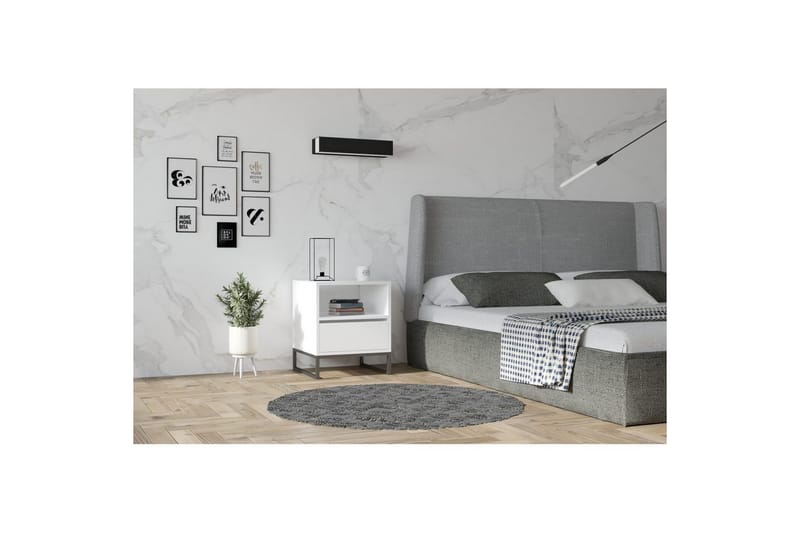 Elvarn Nattbord 51 cm - Hvit - Møbler - Bord - Avlastningsbord & sidobord - Sengebord & nattbord