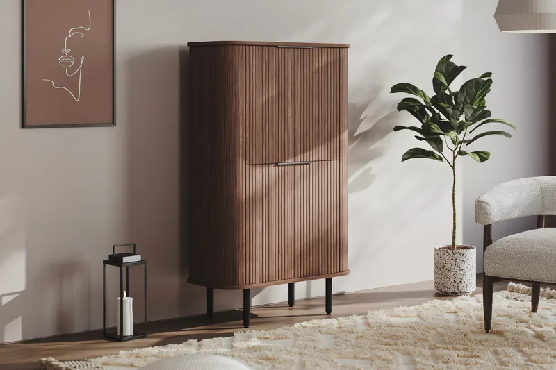 Kopparbo Høyskap - Mørk brun valnøttre - Oppbevaring - Skap - Oppbevaringsskap