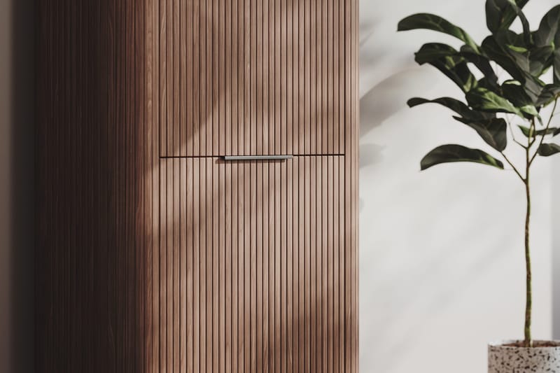 Kopparbo Høyskap - Mørk brun valnøttre - Oppbevaring - Skap - Oppbevaringsskap