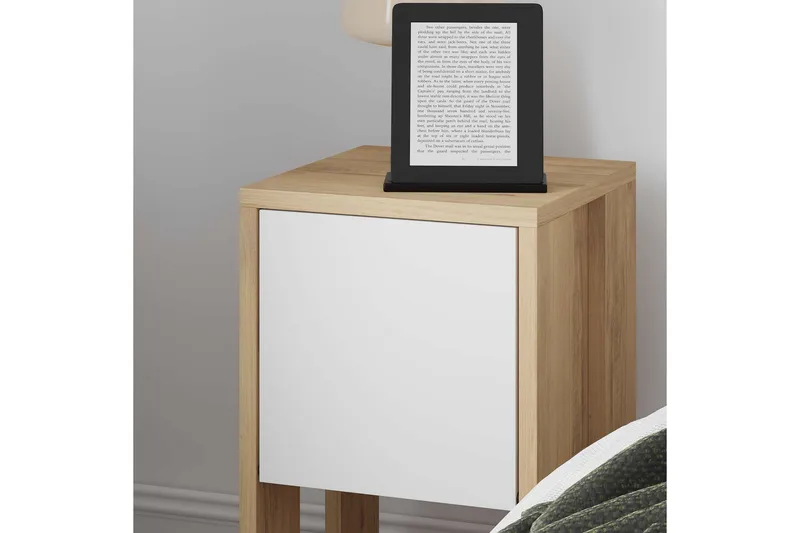 Haelyn Nattbord 30 cm med Tre- og Eikeutseende, Oppbevaring med Hylle - Natur/Hvit - Møbler - Bord - Avlastningsbord & sidobord - Sengebord & nattbord