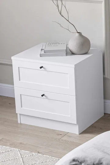Interlaken nattbord 50 cm - Hvit - Møbler - Bord - Avlastningsbord & sidobord - Sengebord & nattbord