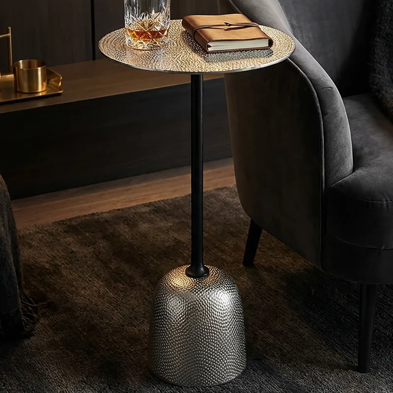 Junira sidebord 29 cm - Nikkelsølv og svart - Møbler - Bord - Avlastningsbord & sidobord - Pidestall & blomsterpidestall
