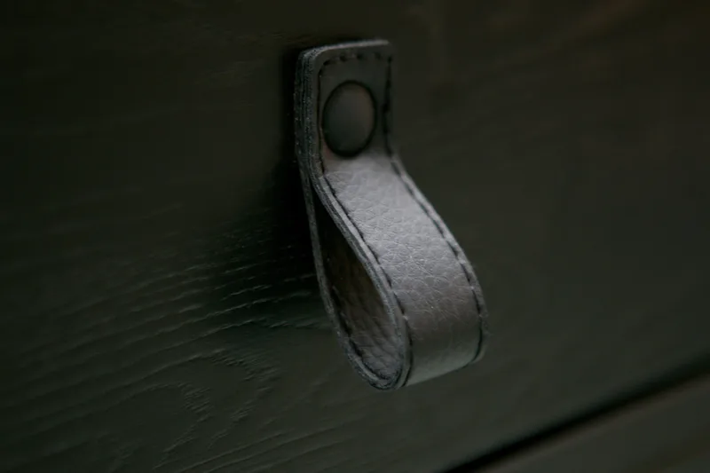 Atila Avlastningsbord 140 cm - Svart Eik - Møbler - Bord - Avlastningsbord & sidobord - Konsollbord & gangbord