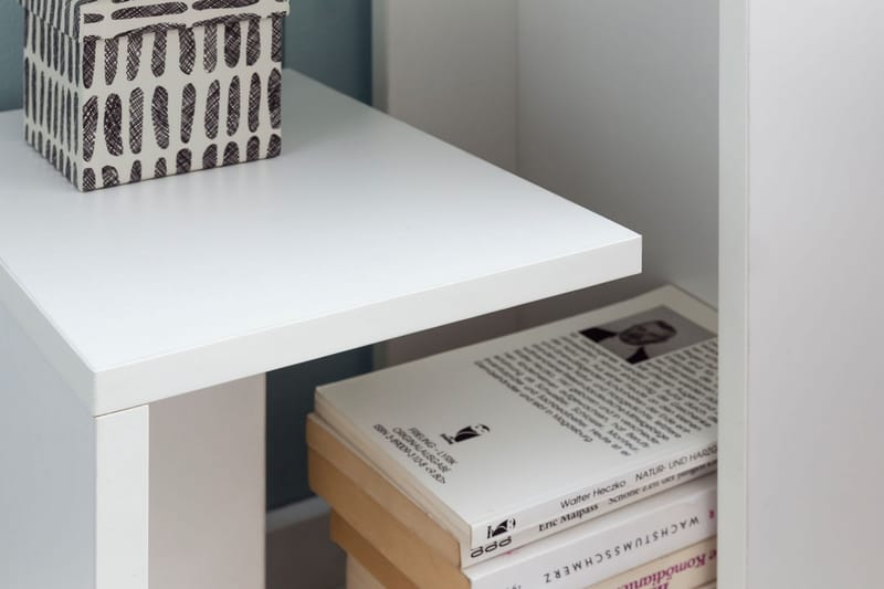 Avlastningsbord Brittnea 35 cm - Hvit - Lampebord & sidebord - Brettbord og småbord