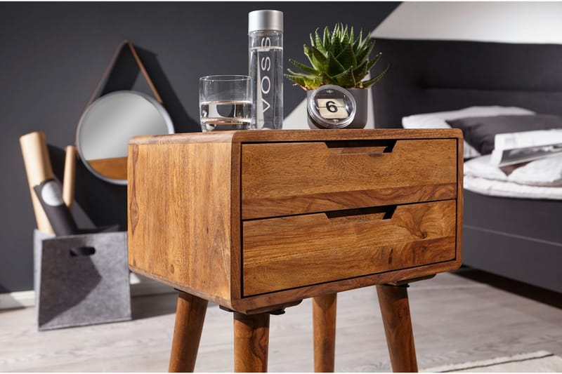 Eshott Nattbord 47 cm med Oppbevaring og Skuffer i Tre - Brun - Møbler - Bord - Avlastningsbord & sidobord - Sengebord & nattbord