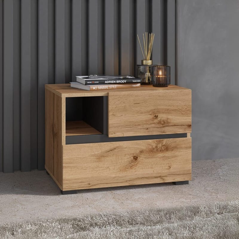 Nattbord Cross S med 2 skuffer - Wotan eik - Møbler - Bord - Avlastningsbord & sidobord - Sengebord & nattbord