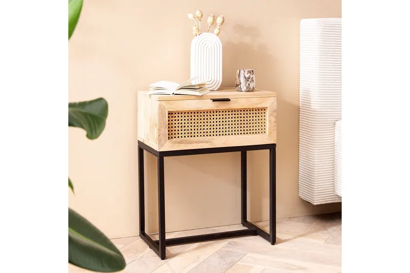 Nattbord Wohnling Solid Mangotre med 1 Skuffe med Wienerflettverk I Industrielt Utseende - Møbler - Bord - Avlastningsbord & sidobord - Sengebord & nattbord