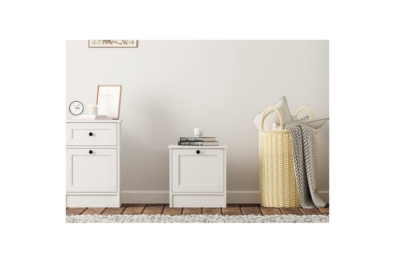 Ovril Nattbord 45 cm - Matt Hvit - Møbler - Bord - Avlastningsbord & sidobord - Sengebord & nattbord